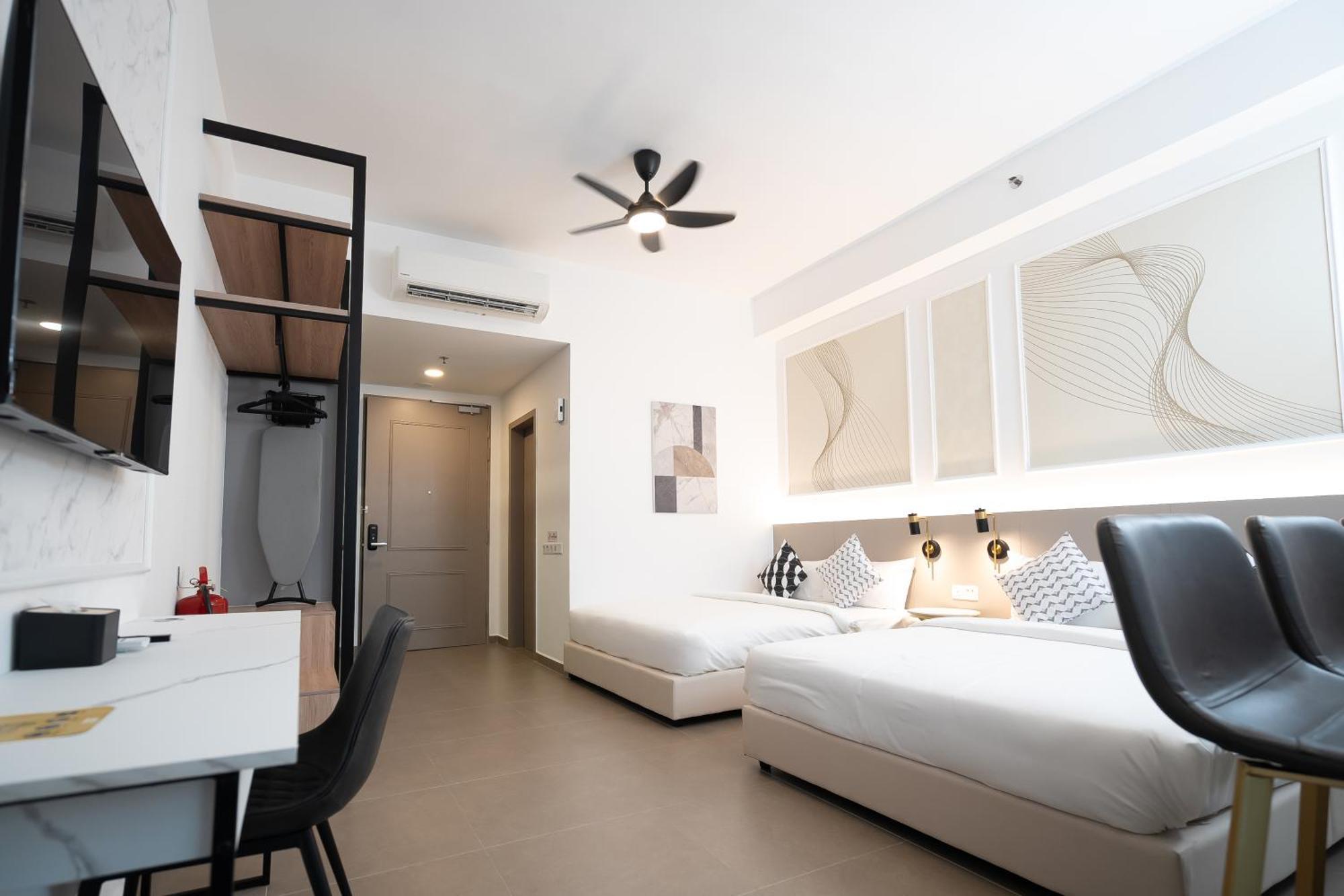 Mossaz Mana-Mana Suites Kuala Lumpur เปอตาลิงจายา ภายนอก รูปภาพ
